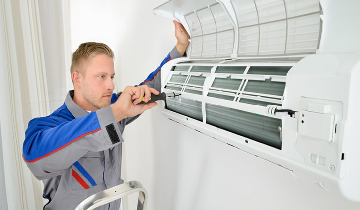 HCM - 7 bước vệ sinh máy lạnh tại nhà đúng cách, tiết kiệm điện Ve-sinh-may-lanh-tai-nha-7